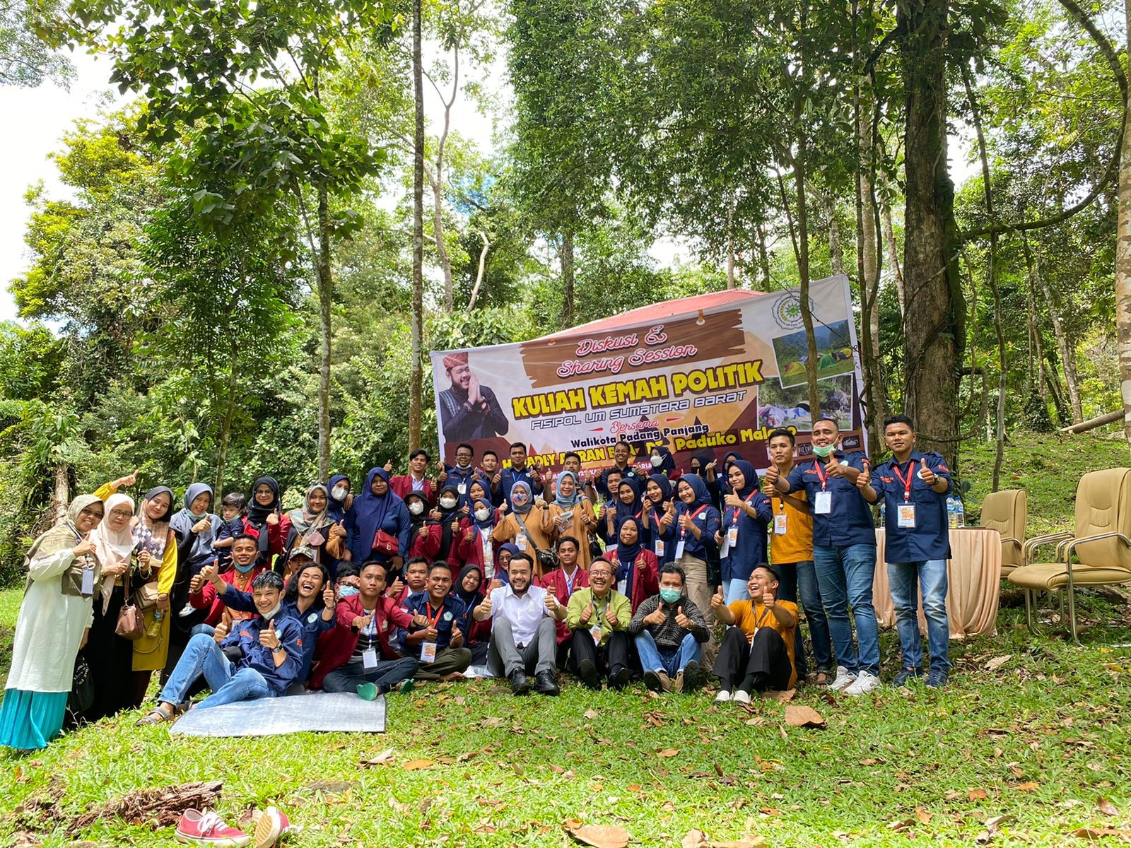 Kuliah Kemah Politik Mahasiswa Prodi Ilmu Politik Bersama Walikota Padang Panjang H. Fadly Amran, BBA., Dt. Paduka Malano
